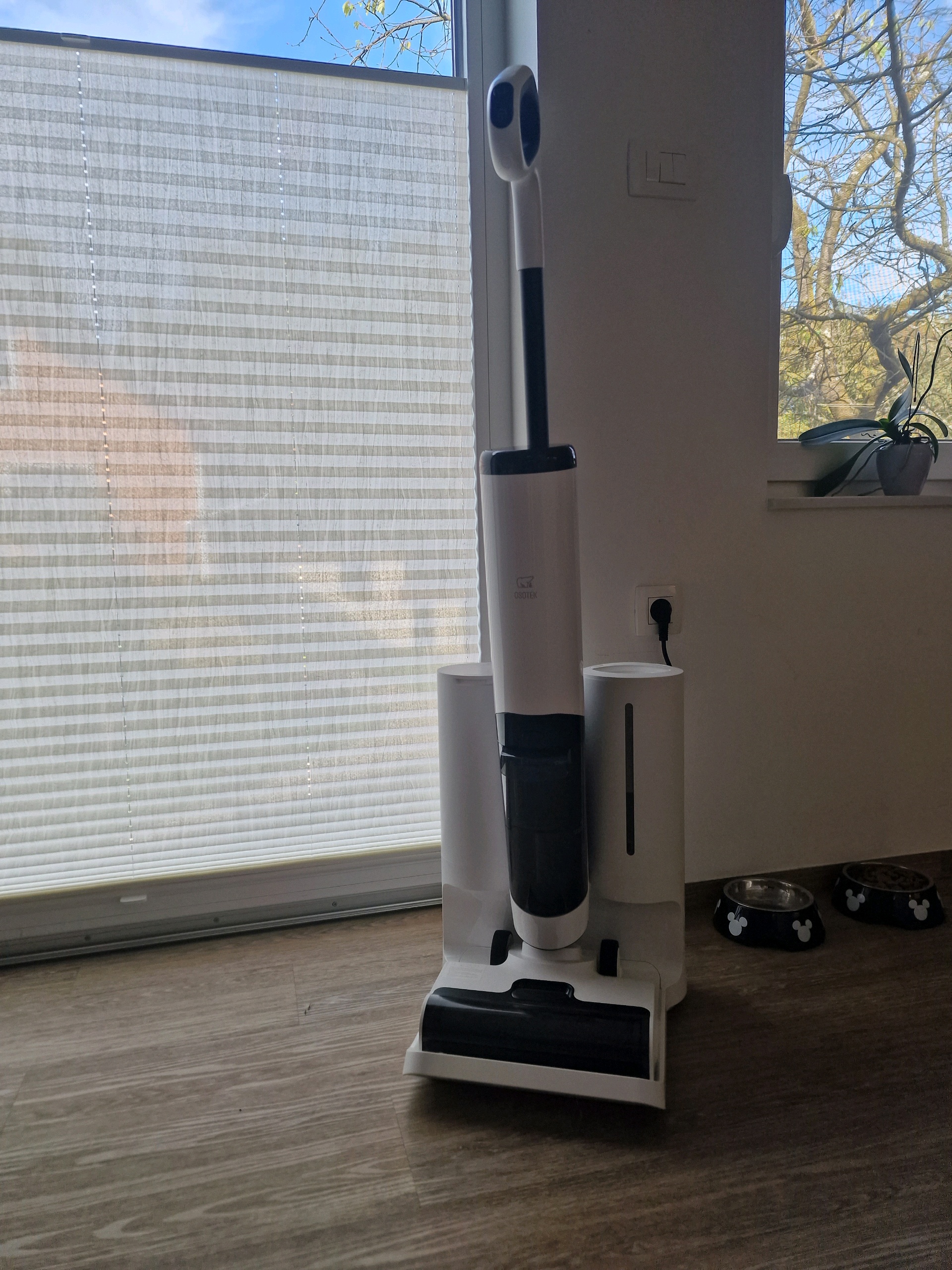 OSOTEK H100 Pro HotWave Handheld Wet Dry Vacuum Cleaner White