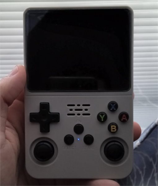 R36S Retro Gaming Console 64GB 10000 Games 20 Emulators White