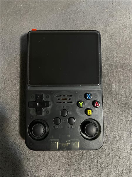 R36S Retro Gaming Console 64GB 10000 Games 20 Emulators White