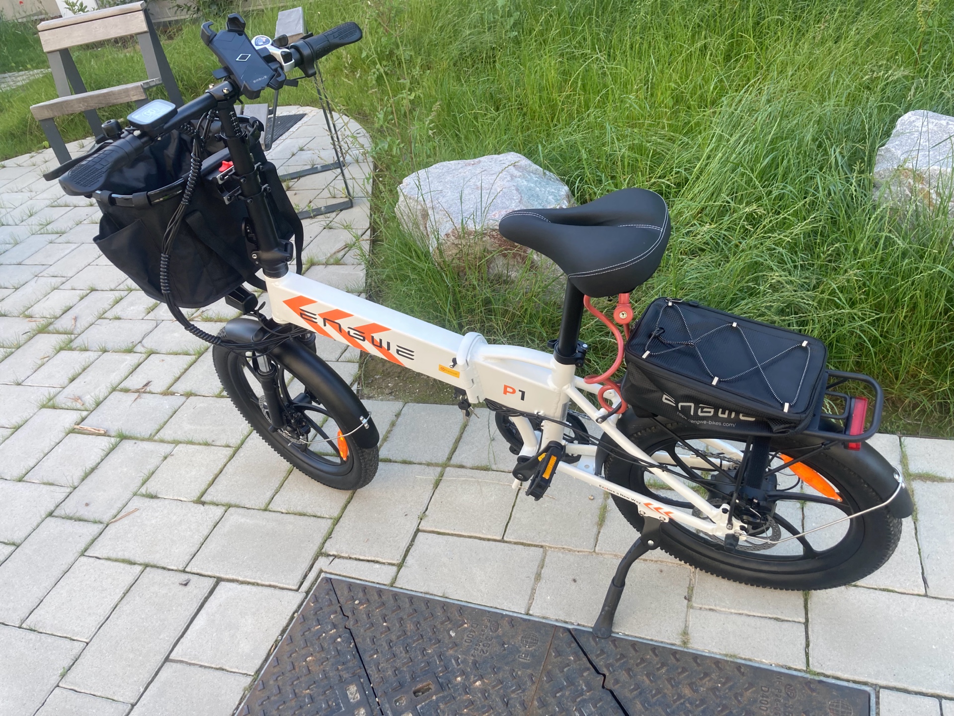 ENGWE P20 20 inch Folding Electric Bike, 250W Silent Motor Torque Sensor, Carbon Belt 36V 9.6Ah Battery 100km range,25km/h Max Speed, Dual Disc Brake, 18.5kg Light Weight Turn Signal - Green