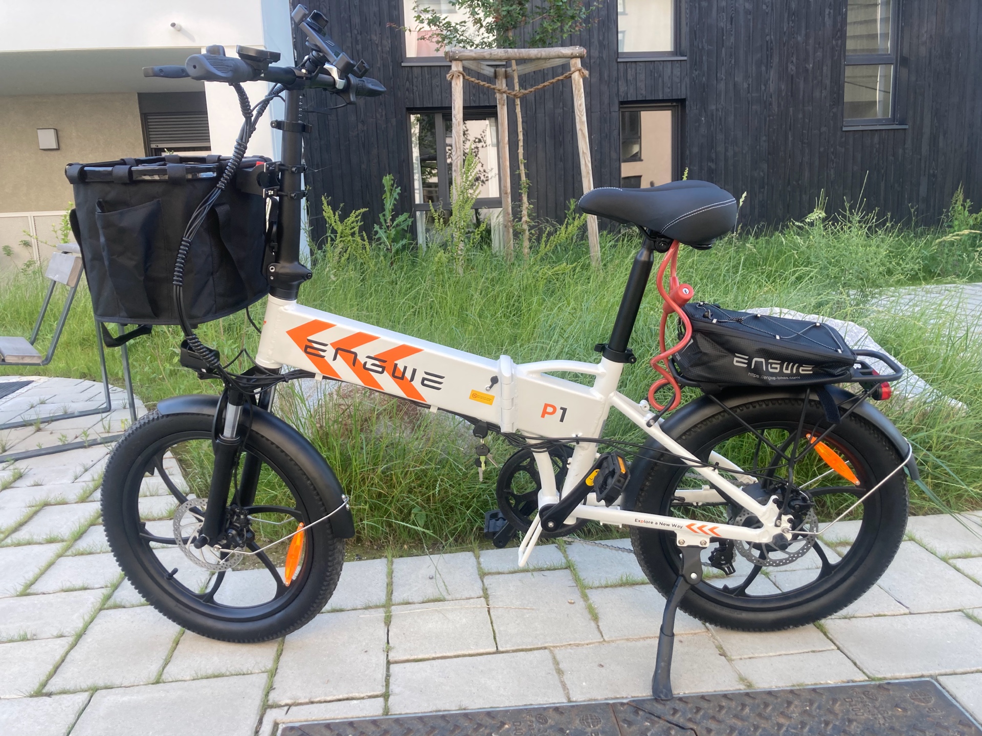 ENGWE P20 20 inch Folding Electric Bike, 250W Silent Motor Torque Sensor, Carbon Belt 36V 9.6Ah Battery 100km range,25km/h Max Speed, Dual Disc Brake, 18.5kg Light Weight Turn Signal - Green