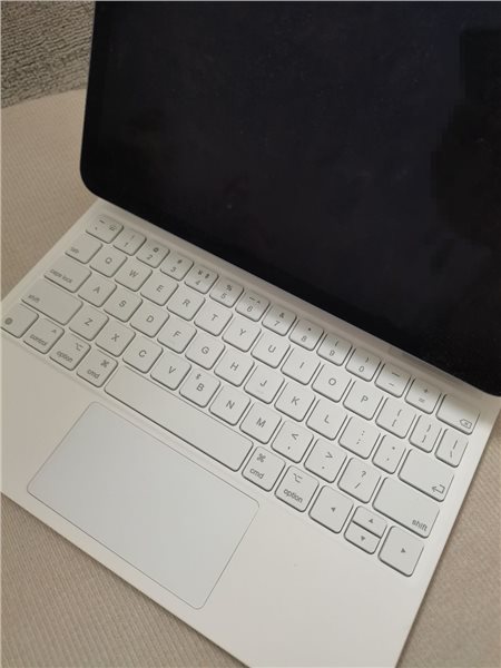 Wireless Bluetooth 5.3 Keyboard for 12.9&#39;&#39; iPad Pro with USB-C Charging - Black