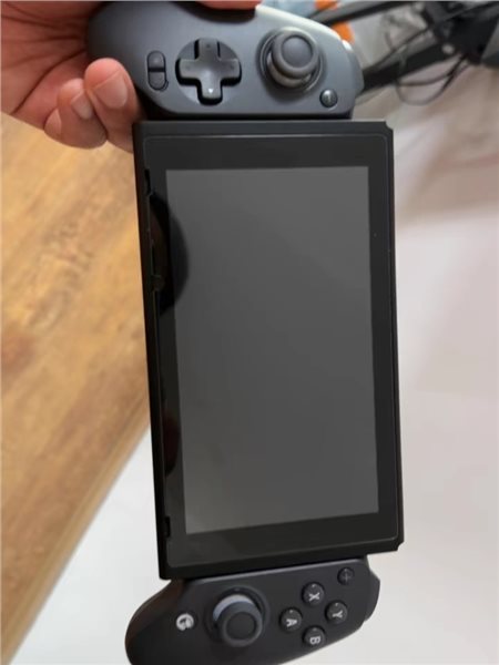 GameSir G8 Plus Bluetooth ゲーム コントローラー (Switch、iOS