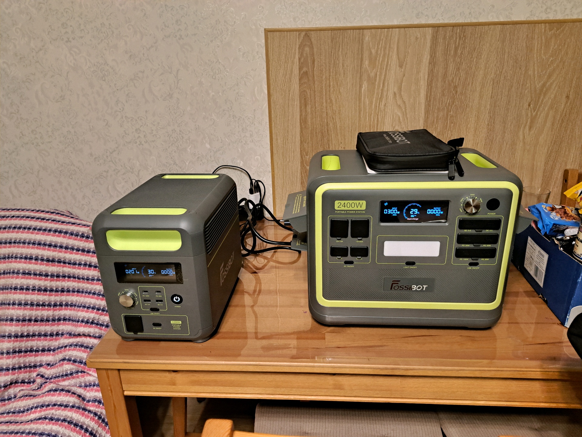 SBAOH Centrale électrique Portable P86, Batterie LiFeP04 88,8 Wh Avec Surtension 120 W (150 W) Prises Ca Pour Tente De Camping Extérieure à Domicile RV