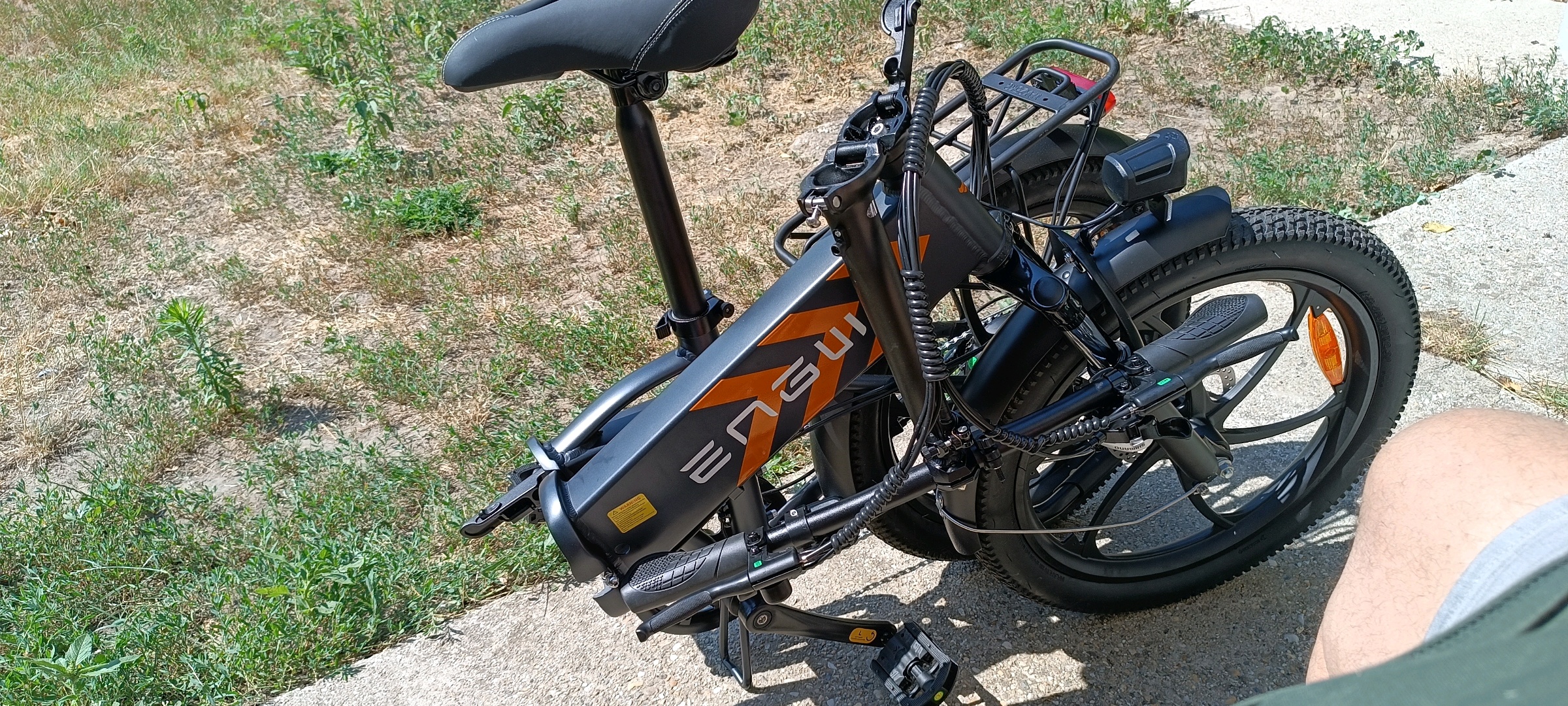 ENGWE P20 20 inch Folding Electric Bike, 250W Silent Motor Torque Sensor, Carbon Belt 36V 9.6Ah Battery 100km range,25km/h Max Speed, Dual Disc Brake, 18.5kg Light Weight Turn Signal - Green